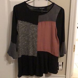 Petite medium top